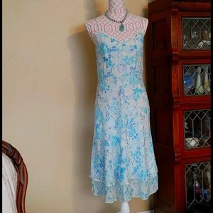 Feminine yellow and blue dress